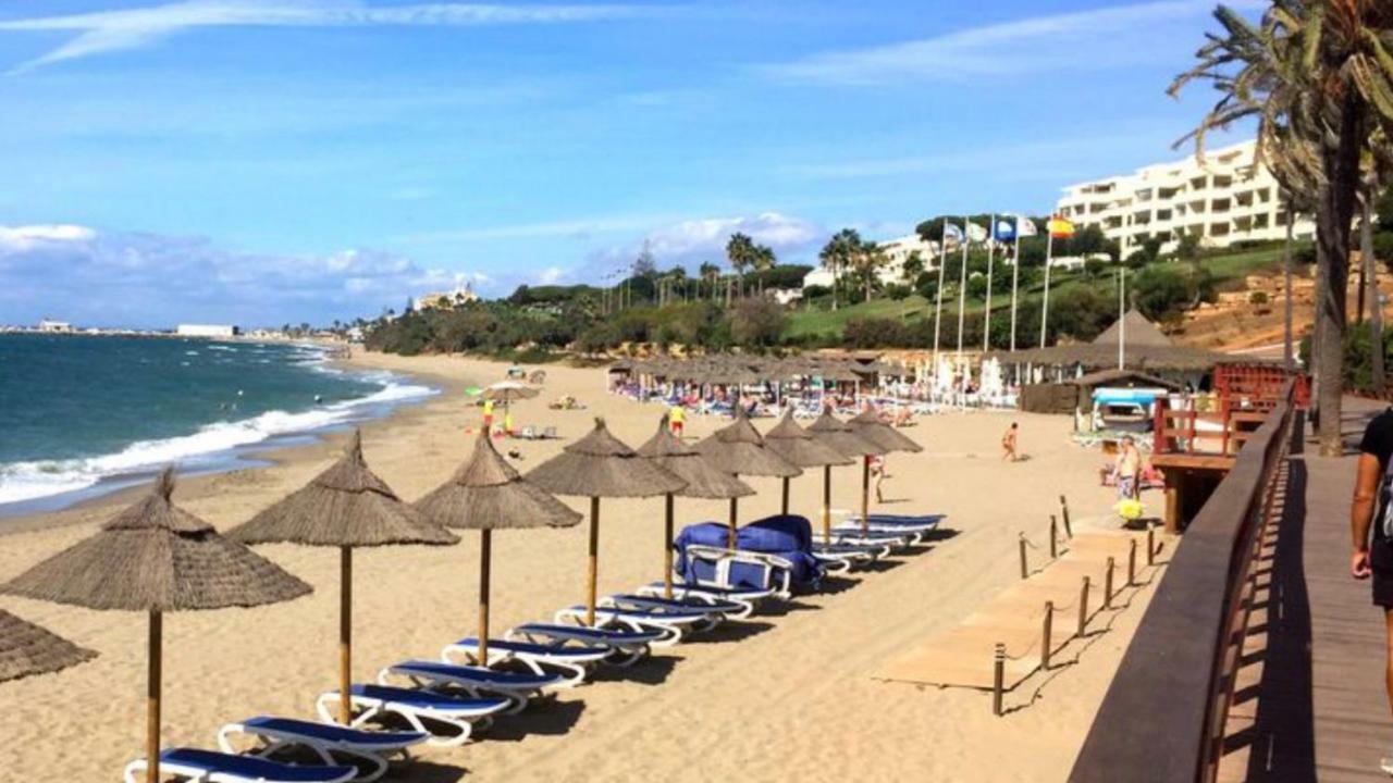 Mi Capricho Beachfront- P301 Apartment With Sea View Sitio de Calahonda Buitenkant foto