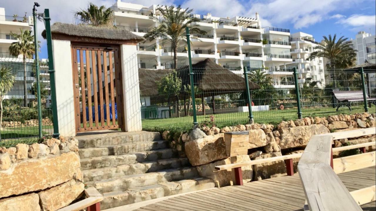 Mi Capricho Beachfront- P301 Apartment With Sea View Sitio de Calahonda Buitenkant foto